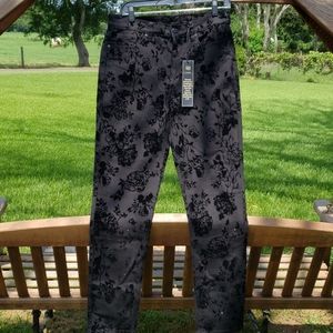 Black DG2 by Diane Gilman W/Velvet Floral Jeans 10